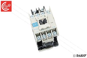 DAKO S-N11  MAGNETIC 380V